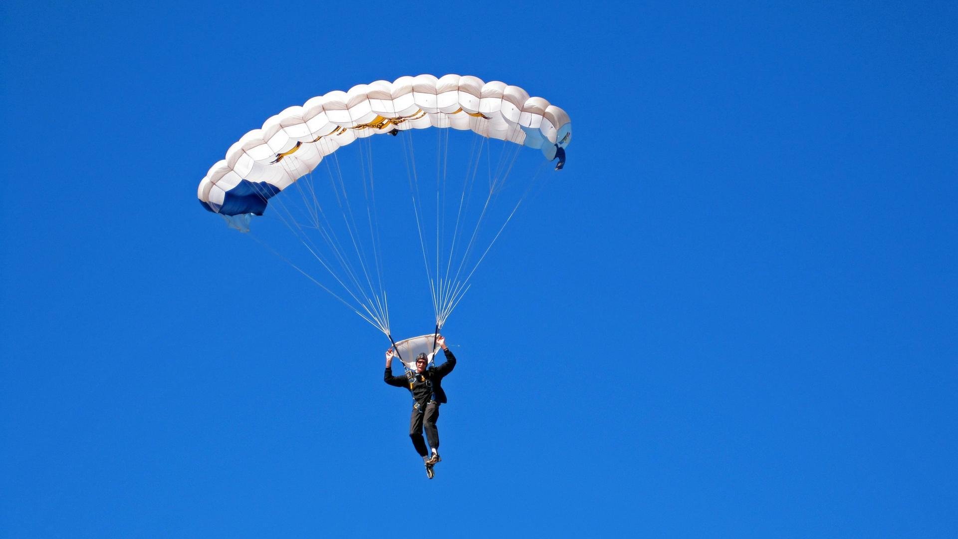 篮球教学平台上线为教练提供视频课程与实战资料分享，篮球教学软件下载